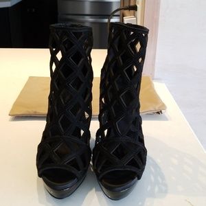Black Burberry  heeled boots